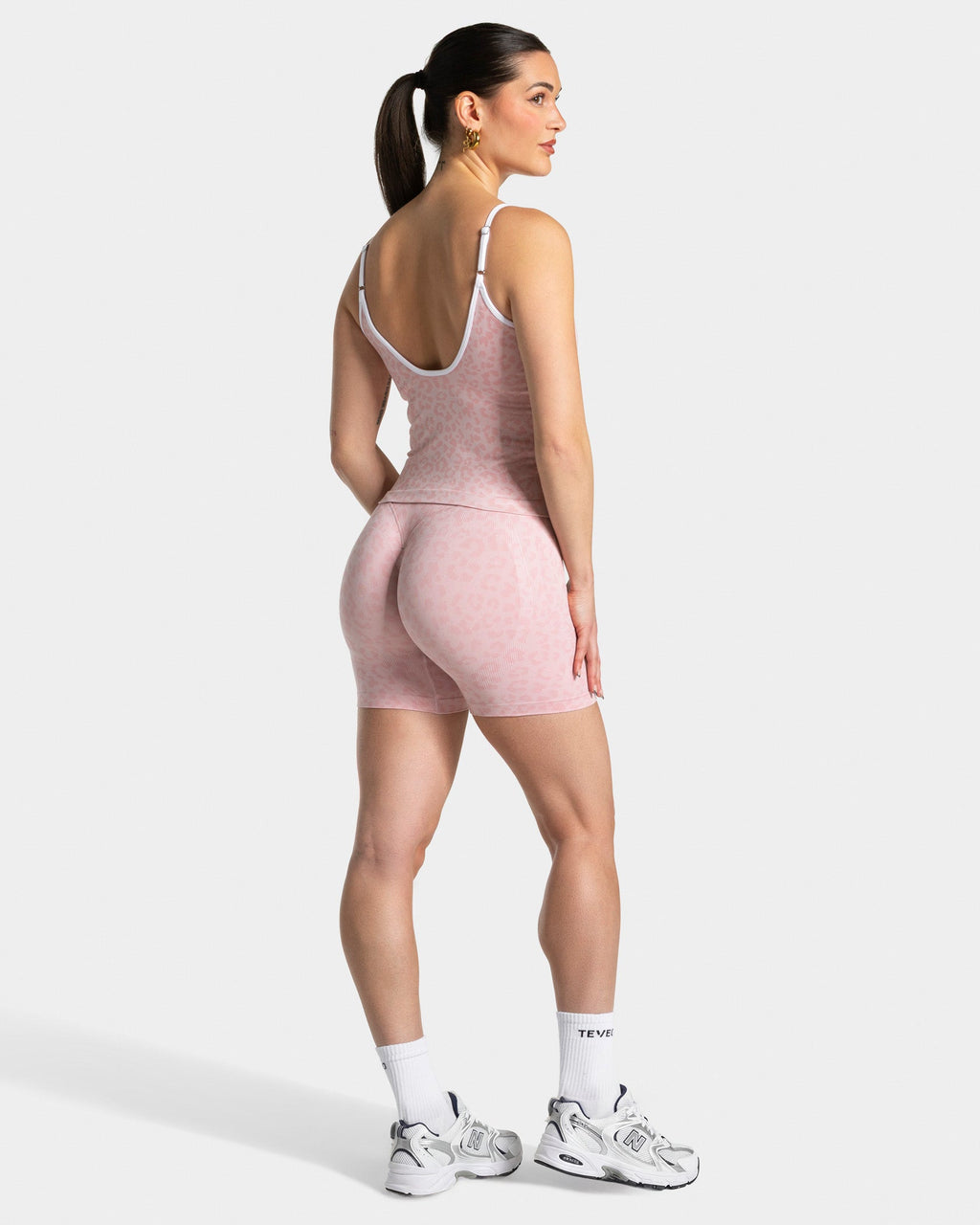 Short Sculpt Scrunch Contrastline « léopard rose »