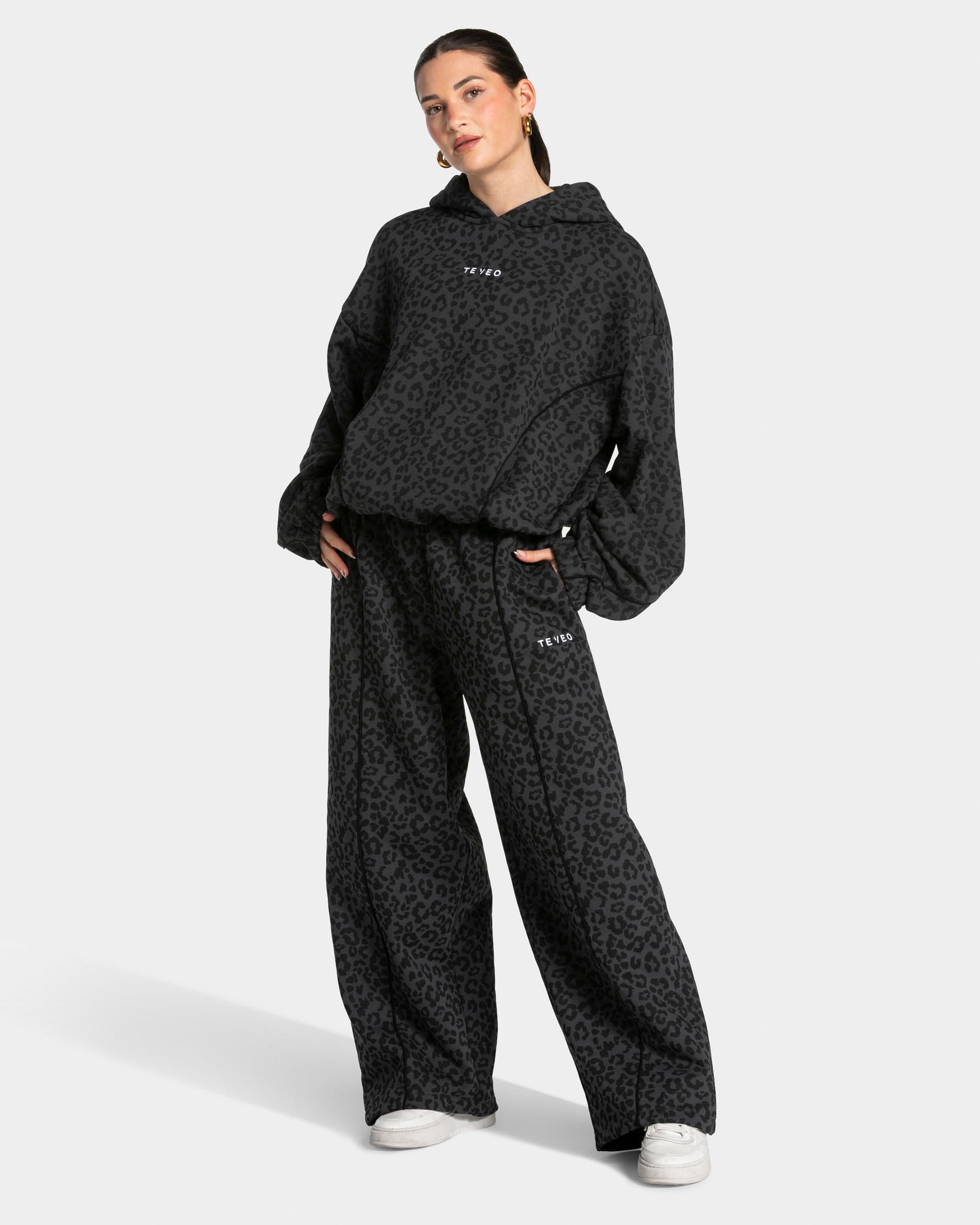 Sweat à capuche Contrastline « léopard noir »