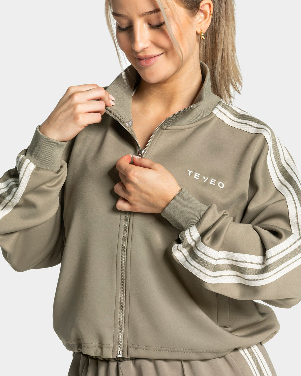 Club Cropped Zip Jacke "Khaki"