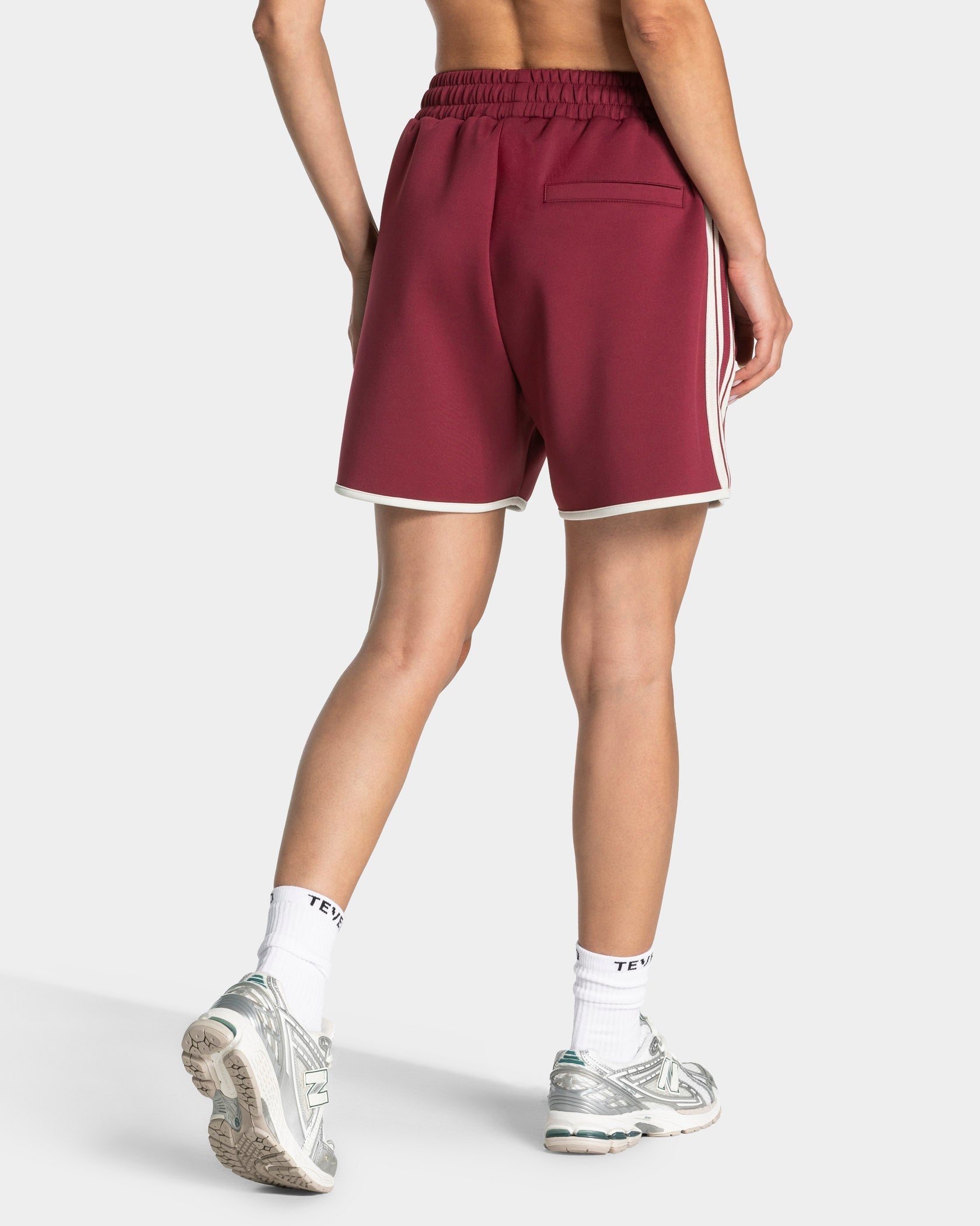 Club Shorts "Weinrot"