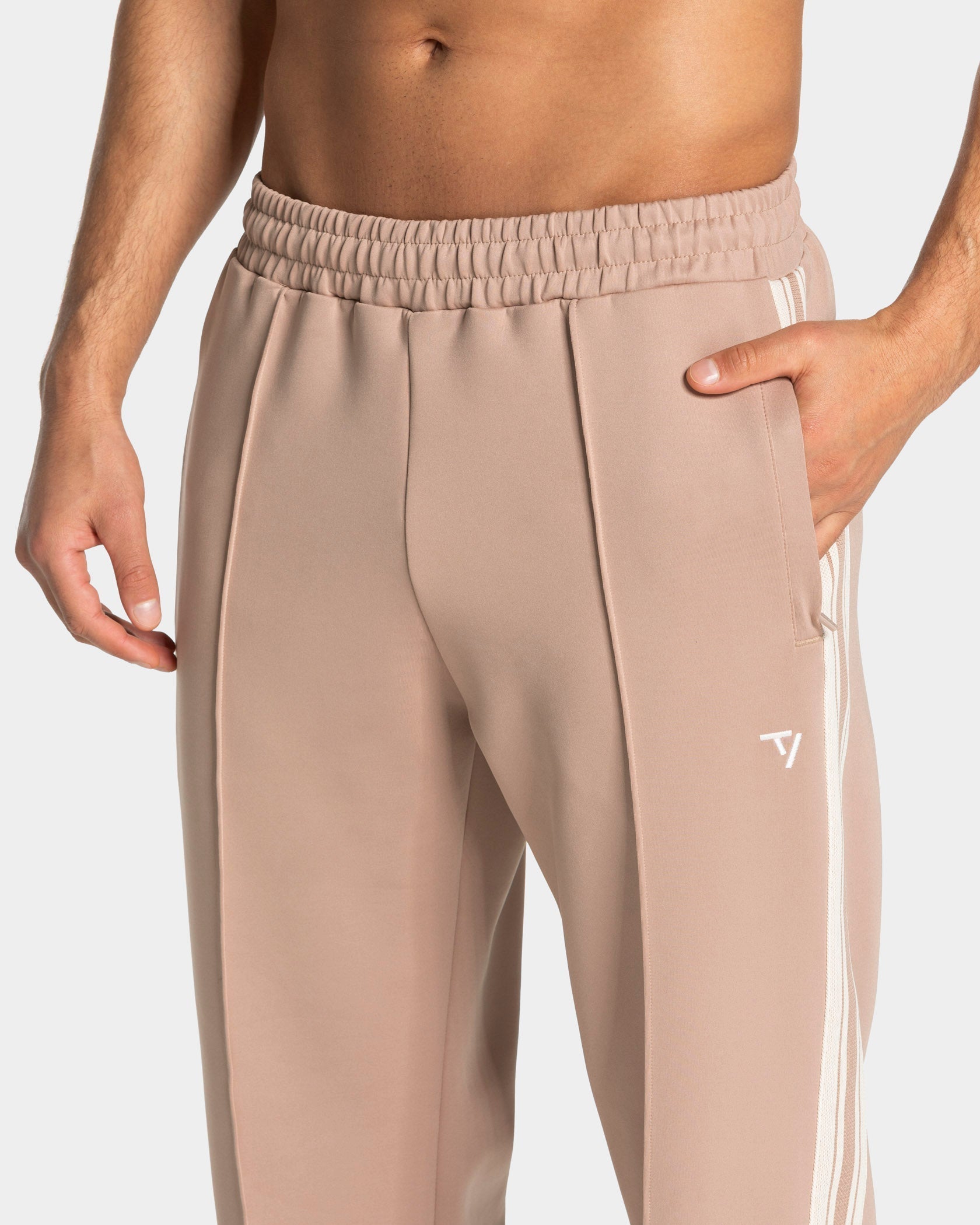 Club Straight Leg Jogger "Beige"