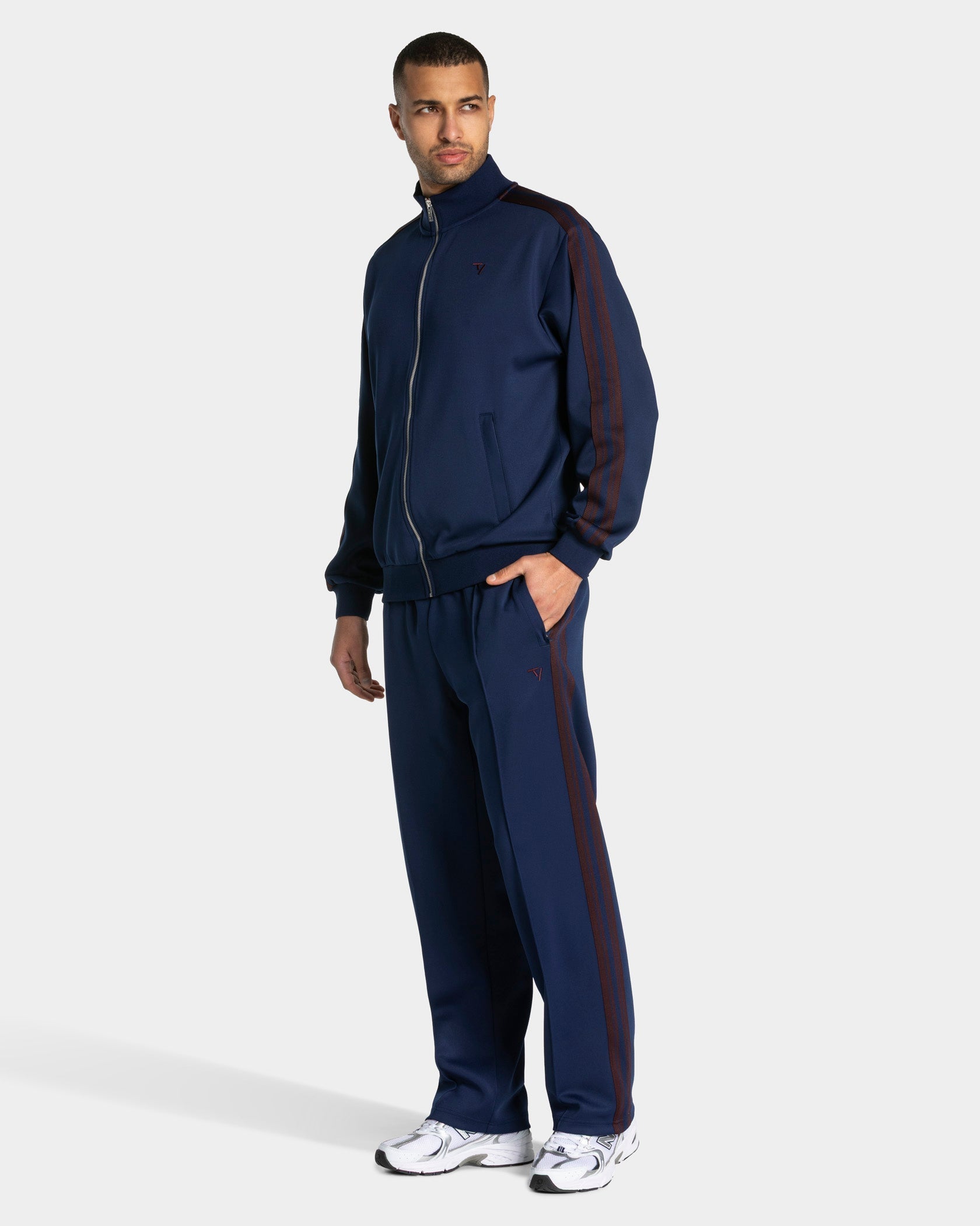 Club Straight Leg Jogger "Dunkelblau"