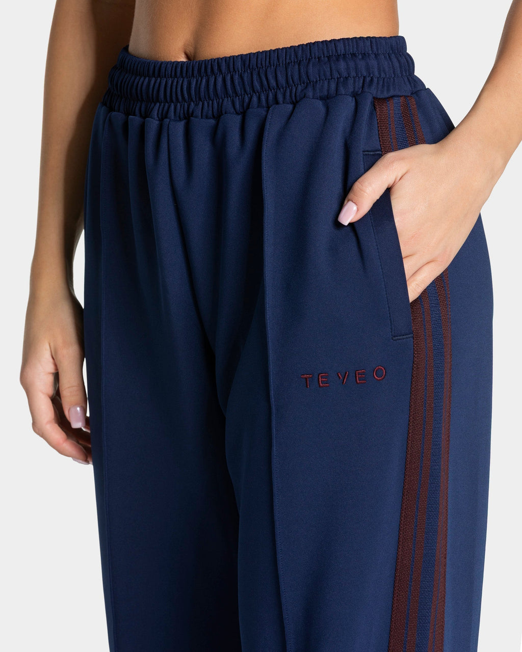 Club Straight Leg Jogger "Bleu foncé"