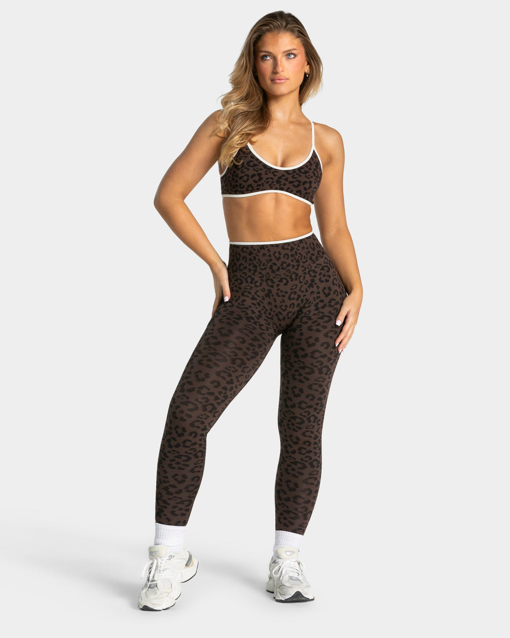 Contrastline Sculpt Scrunch Leggings "Leo Espresso"