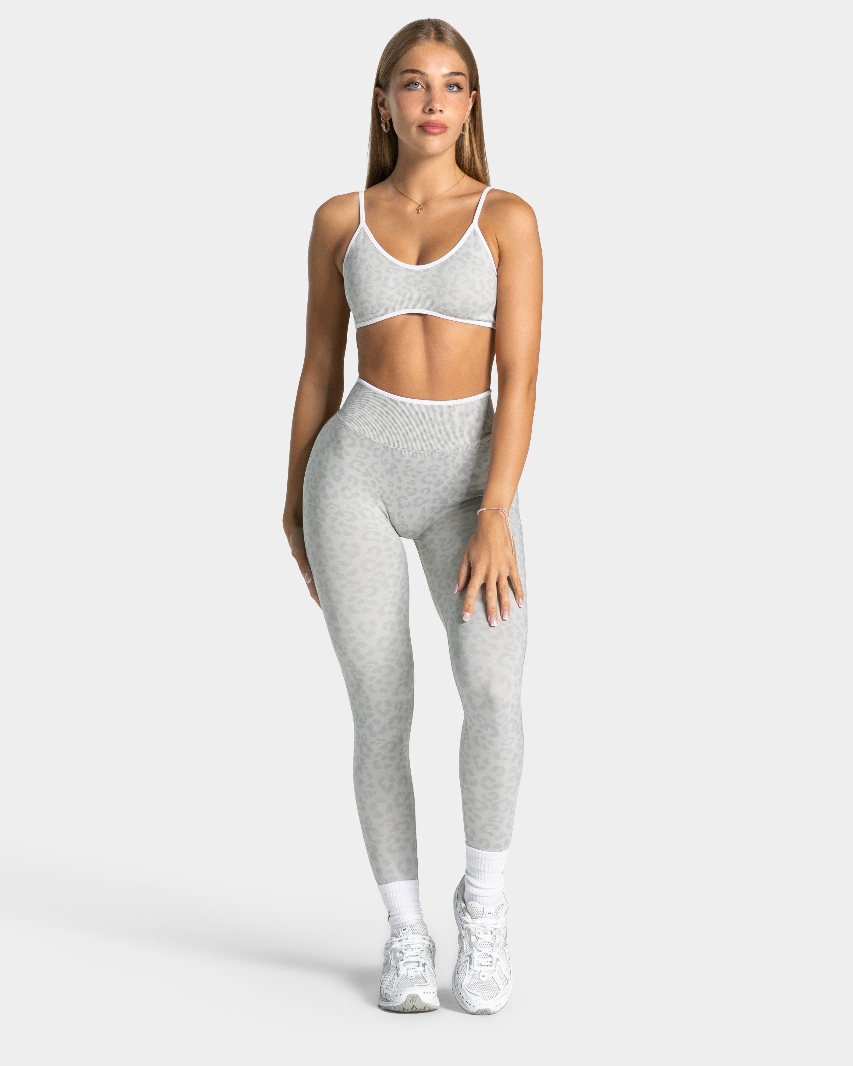 Contrastline Sculpt Scrunch Leggings "Leo Hellgrau"