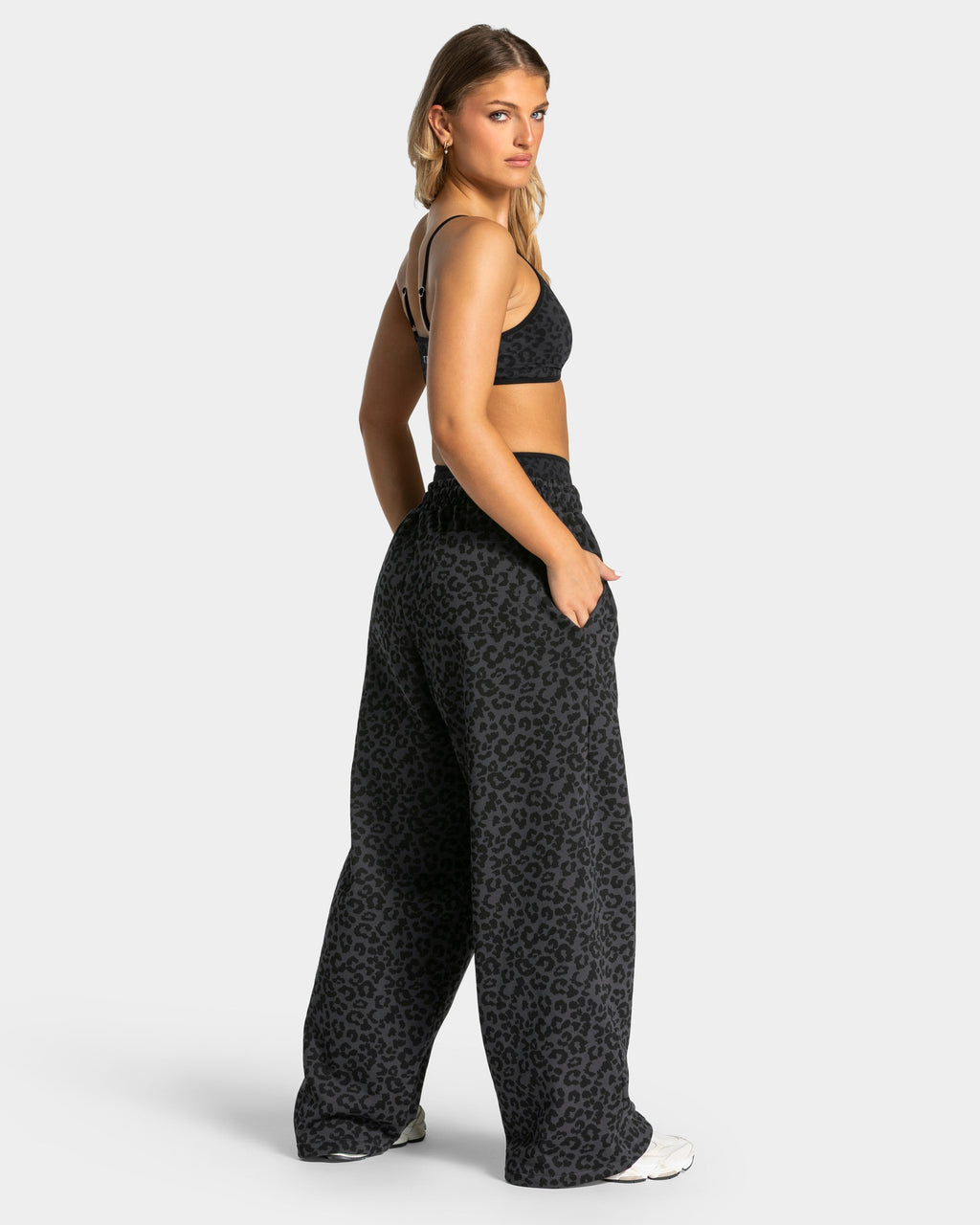 Pantalon de jogging Wide Leg Contrastline « léopard noir »