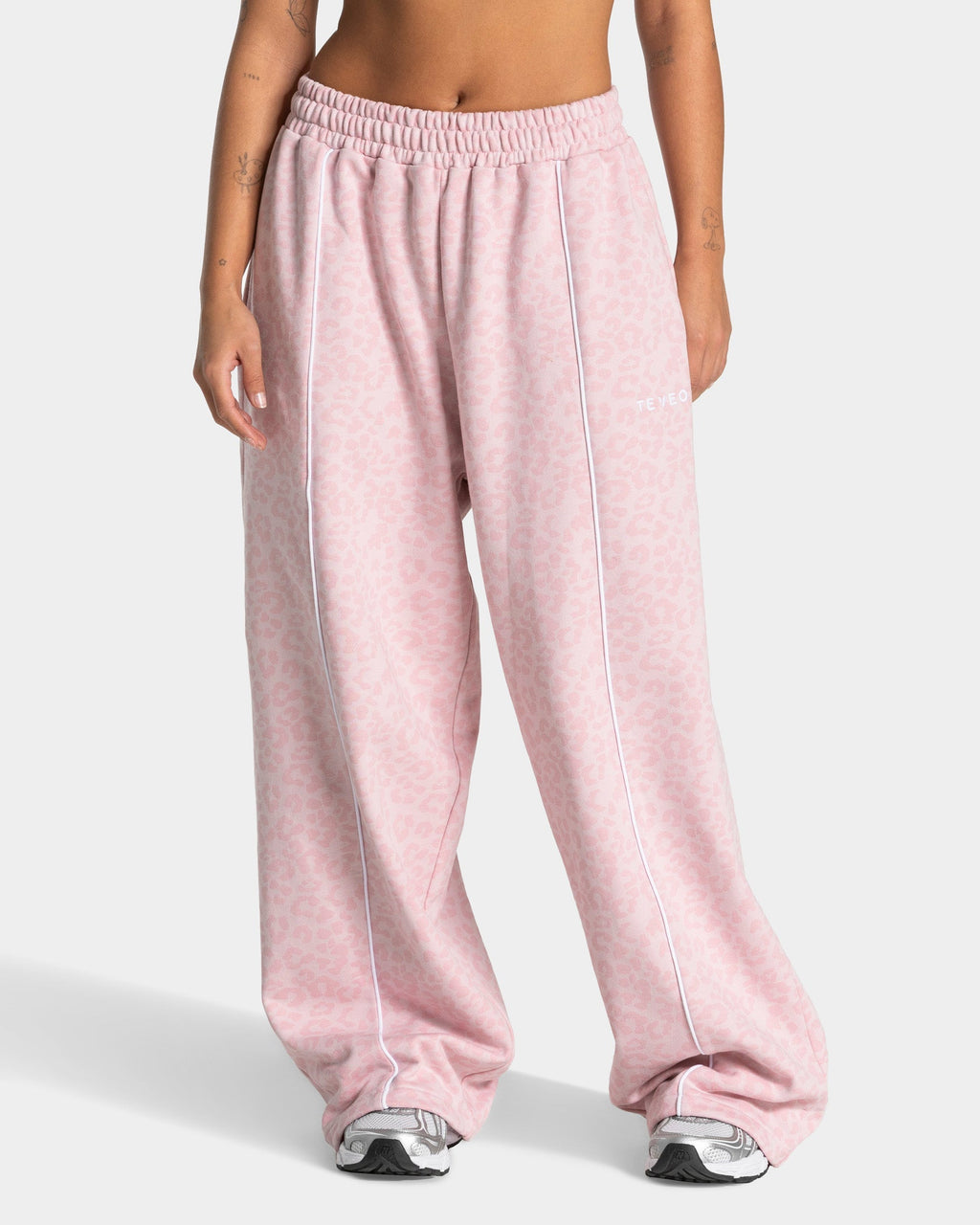Wide Leg Contrastline Jogging Trousers in ‘Pink Leopard’