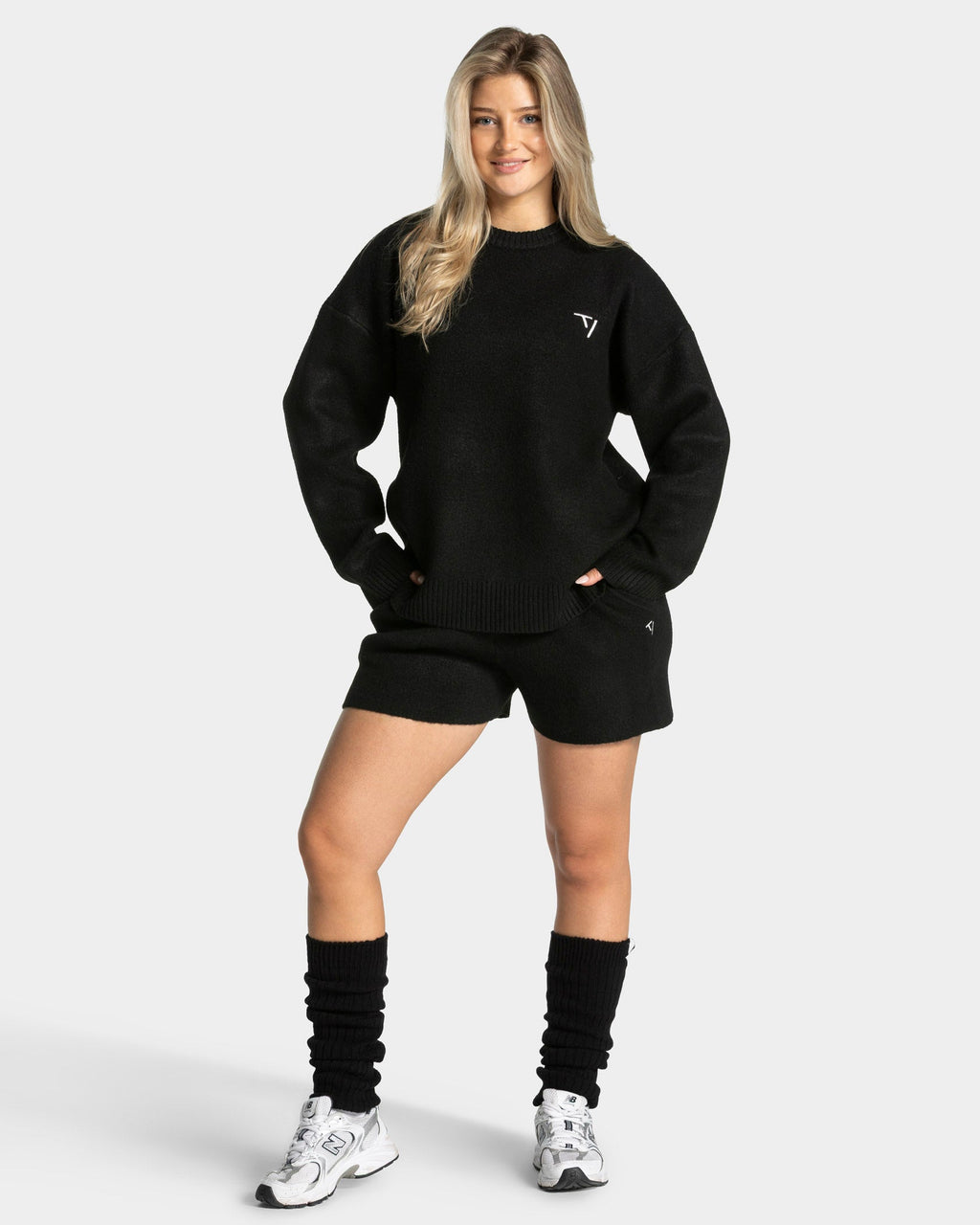 Knit Sweater "Schwarz"