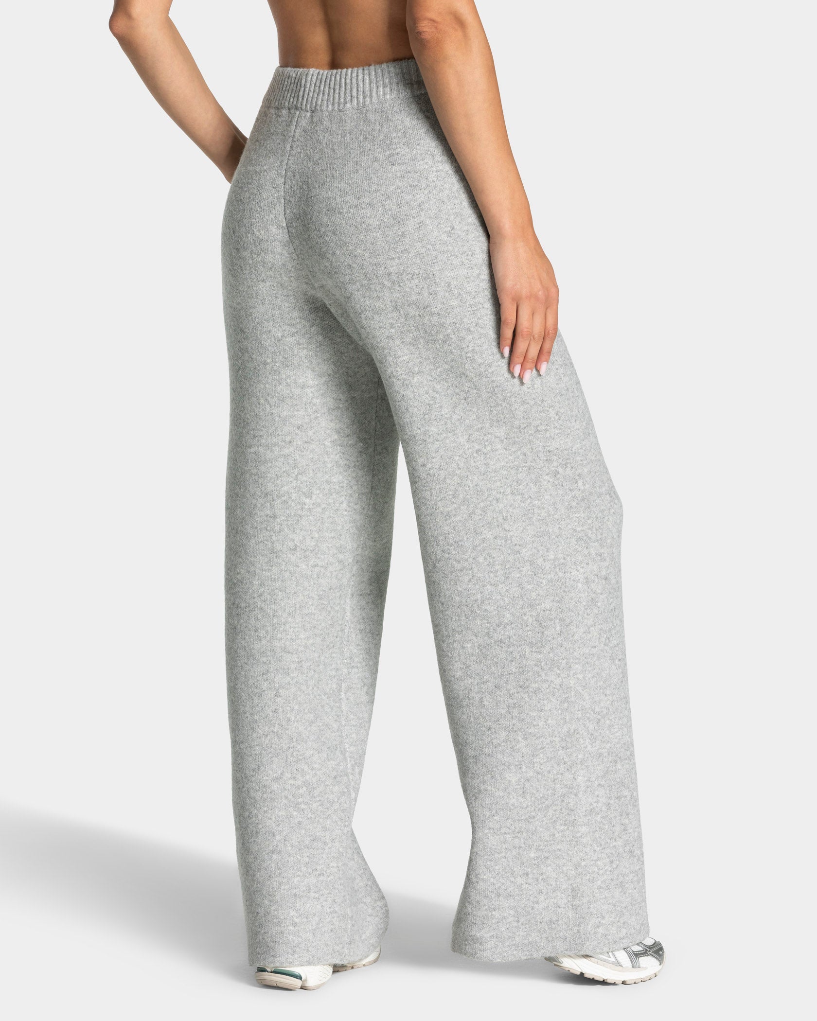 Knit Straight Leg Pants "Grau Meliert"