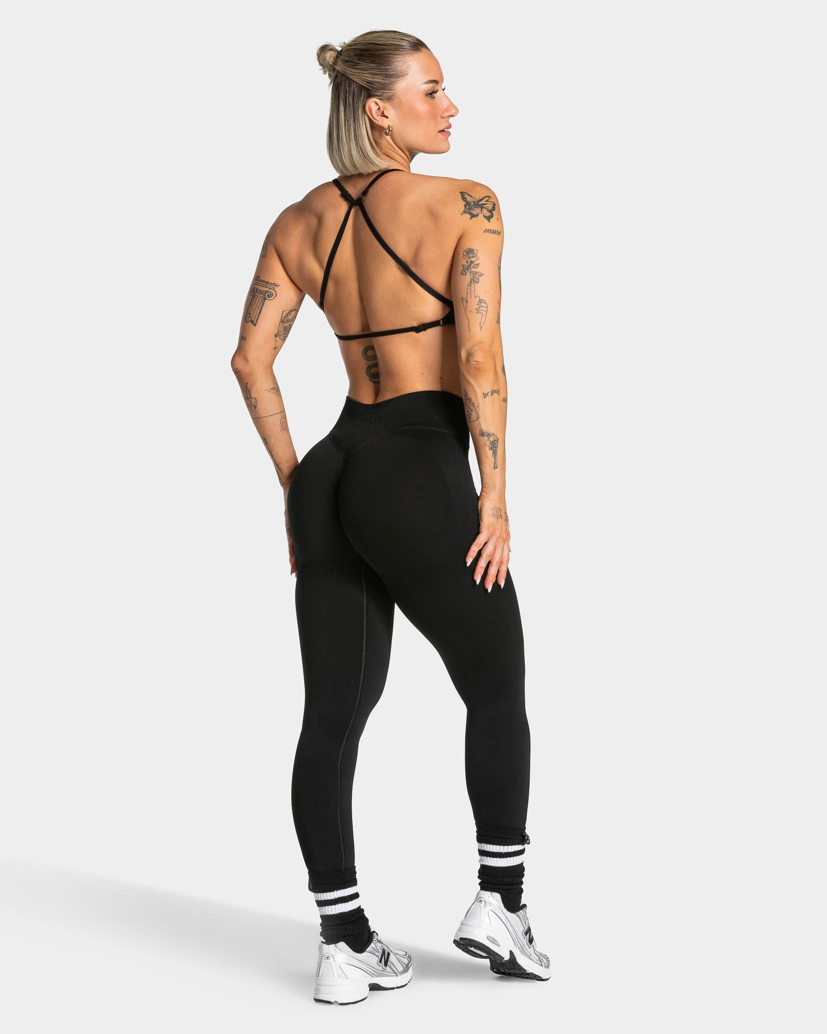 Lift Sculpt Scrunch Leggings "Schwarz"