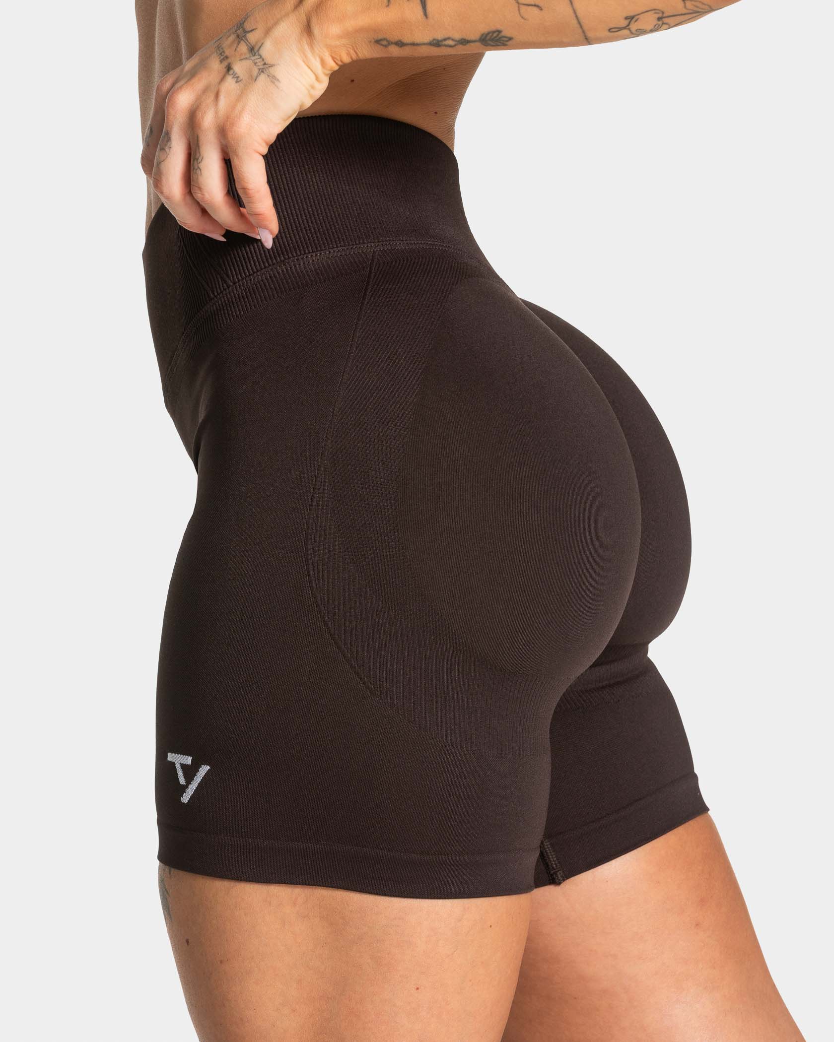Lift Sculpt Scrunch Shorts "Dark Chocolate"